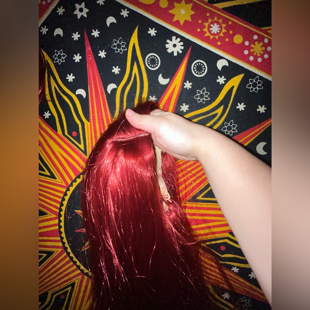 RED Wig Bundle - Picture 8 of 10
